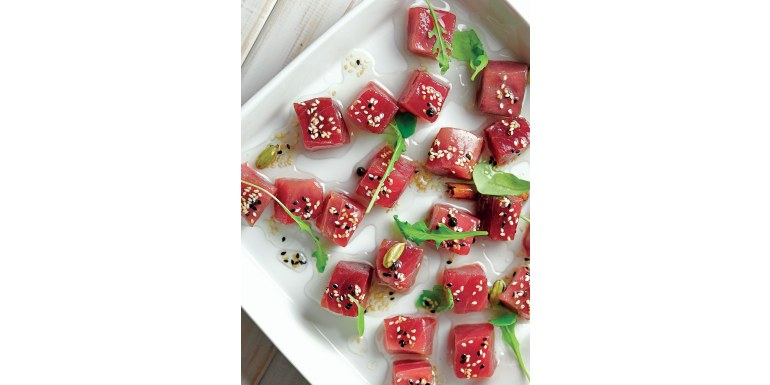 Tonno confit in olio aromatizzato