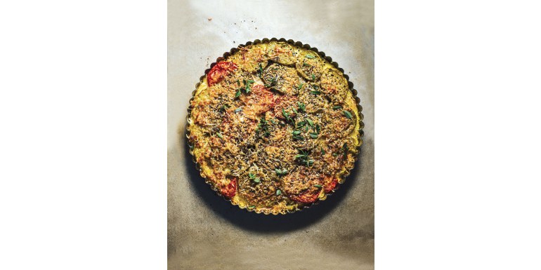 Torta salata di pomodori speziati e polenta