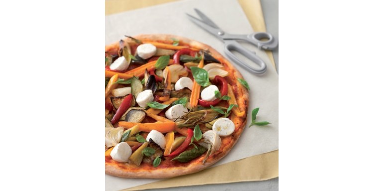 Pizza rossa vegetariana alle verdure miste - Ricetta della settimana
