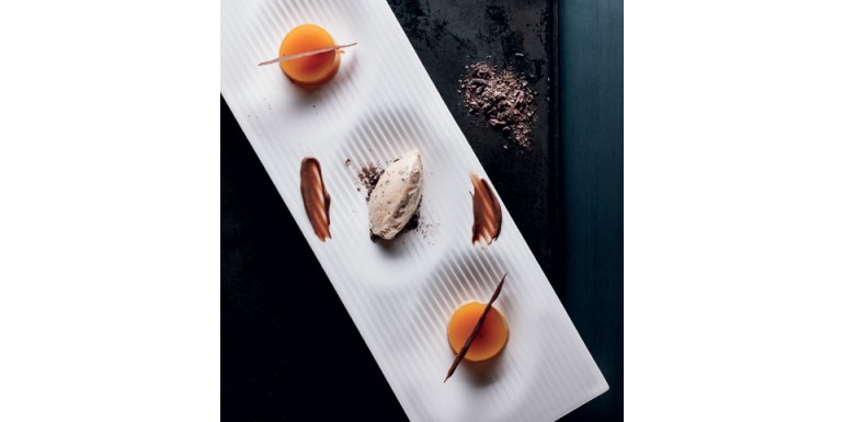 Flan al mango con gelato al rhum e cioccolato affumicato - ricetta della settimana