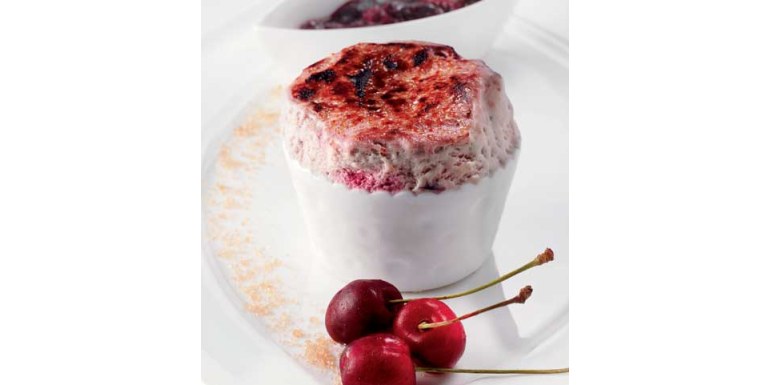 Soufflé ghiacciato alle ciliegie - Ricetta della settimana
