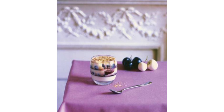 Amarena intensa, cocco e cioccolato bianco - Ricetta della settimana