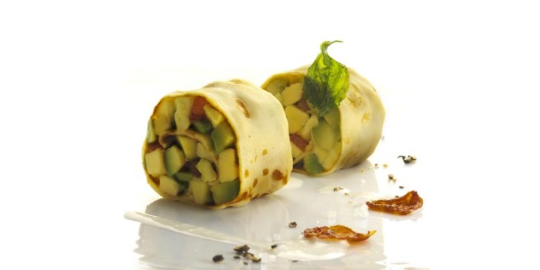 Crêpe di avocado e pomodoro