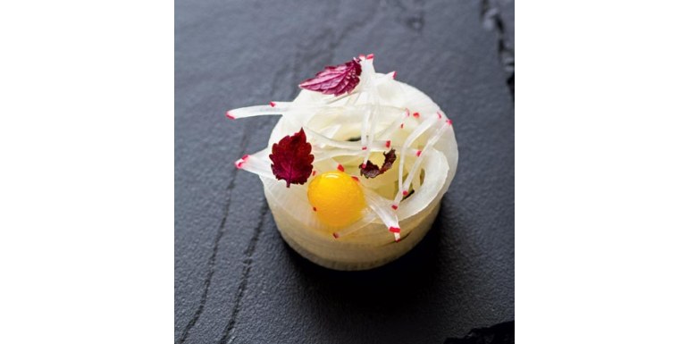 Spaghetti di daikon, rapanello e marmellata di limone