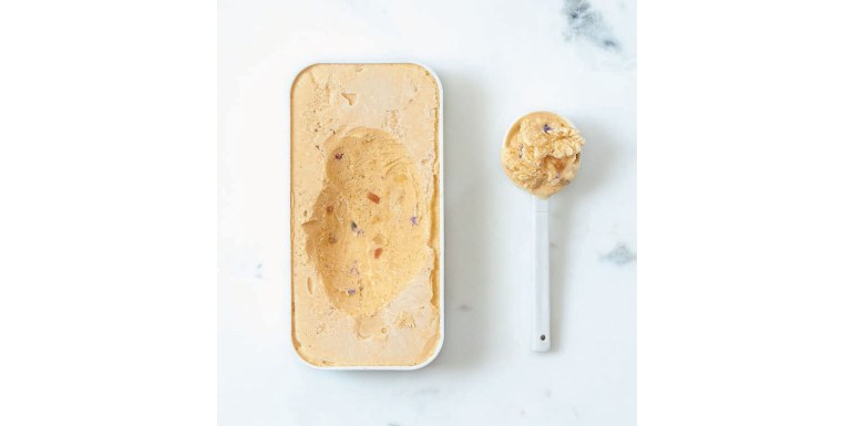 Gelato albicocca, lavanda, zenzero e papaia confit
